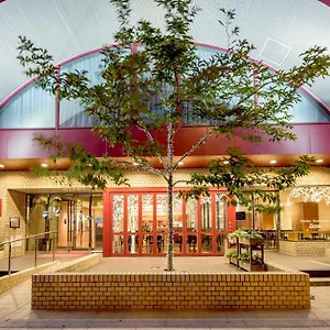Nest Shinsaibashi Отель Осака
