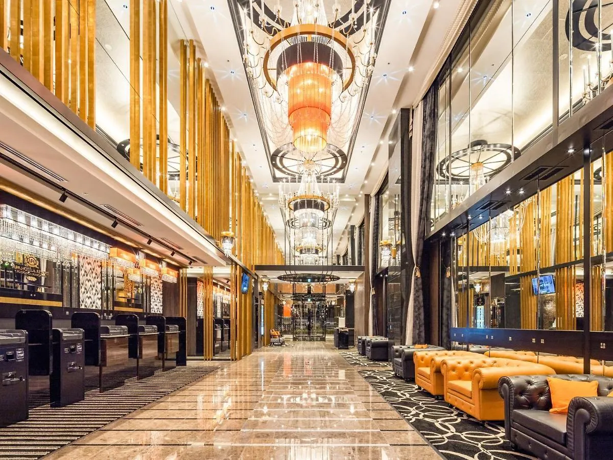 טוקיו Apa Hotel & Resort Roppongi Ekihigashi