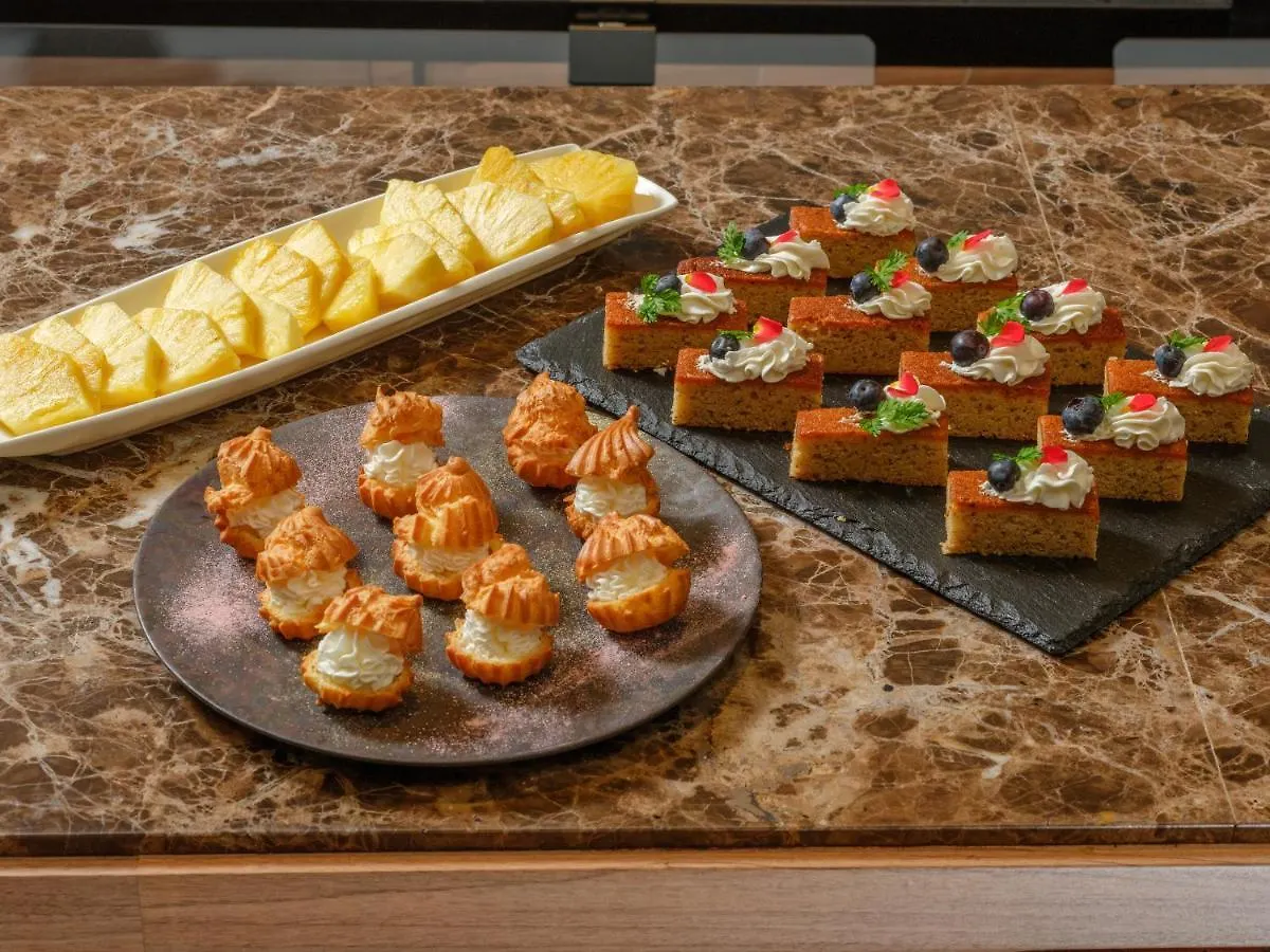 ***  טוקיו Apa Hotel & Resort Roppongi Ekihigashi יפן