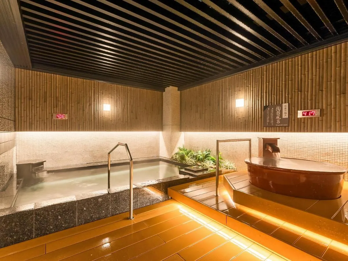 Apa Hotel & Resort Roppongi Ekihigashi Tokyo 3*,